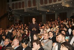 Fernando Alves, Rede Cidadã's CEO receives Sabia-Orangje Award, September 2016